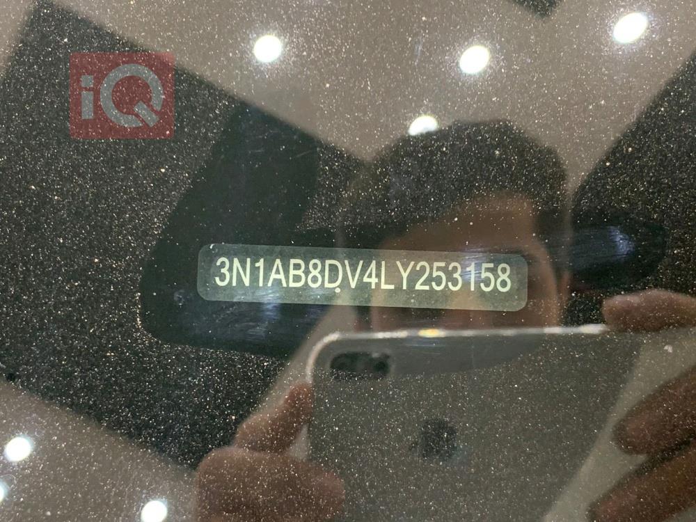 نيسان سنترا